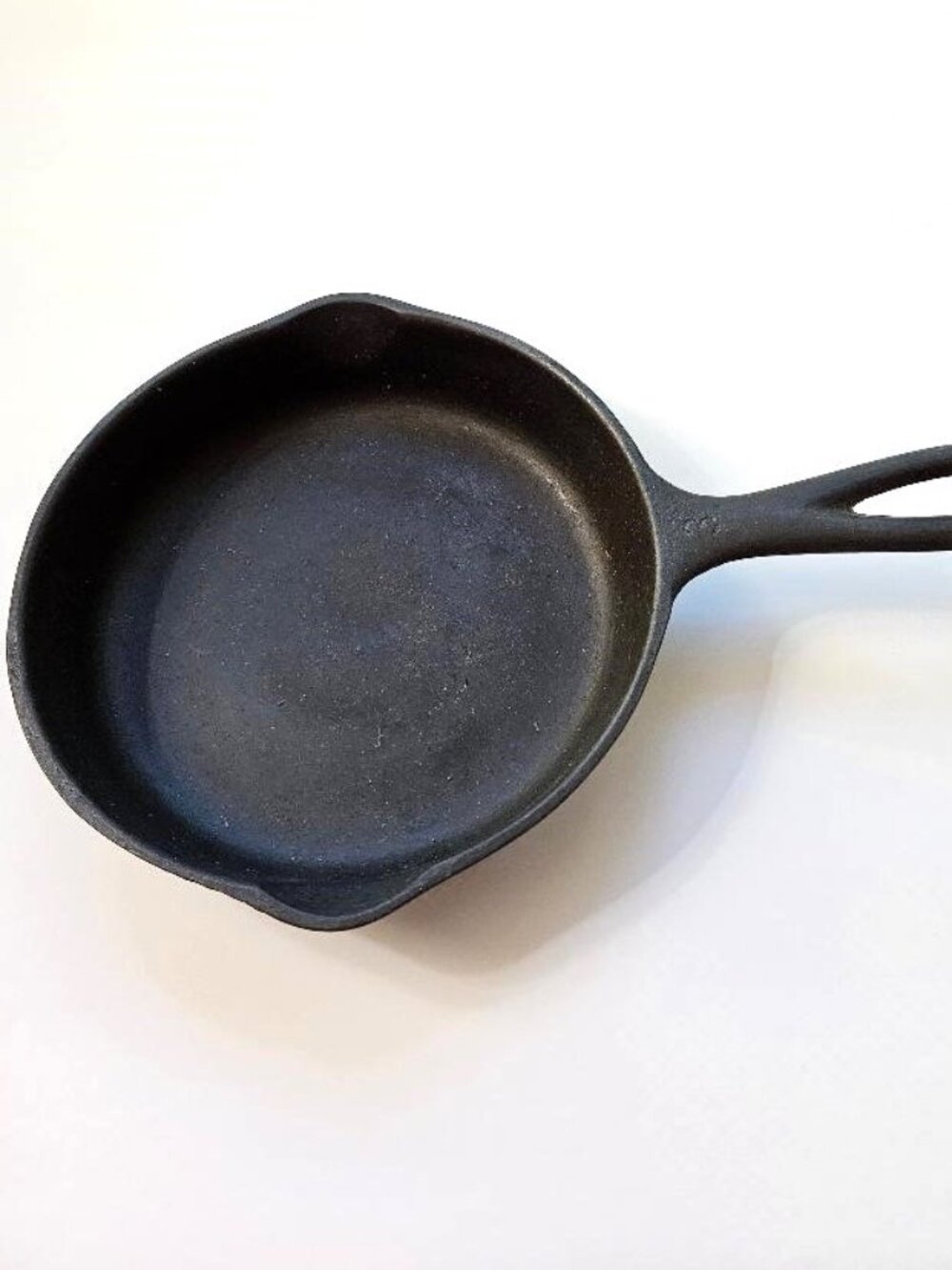 Wagner Ware Sidney 0 1053 C #3 Vintage Cast Iron Skillet W/ Double Spouts Small